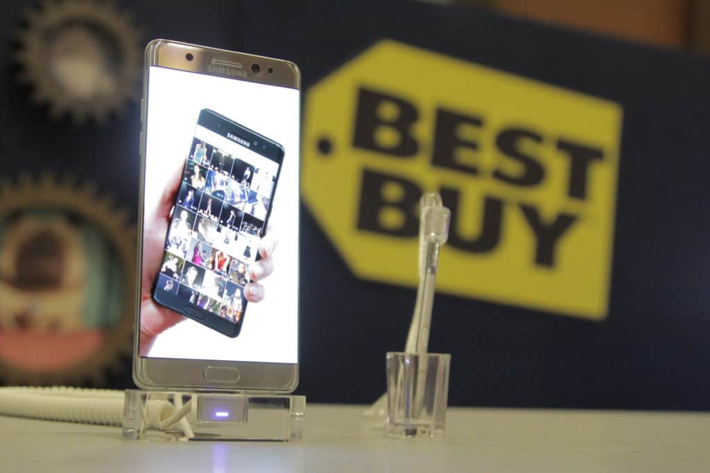 Best Buy Has All Your Cell Phone Needs For Back To School #ad #GalaxyNote7 BlogHer Mobile Image