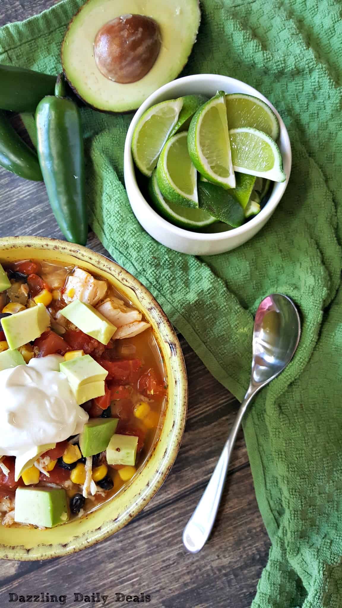 Easy Chicken Tortilla Soup #BushsBeansFallFlavors #AD Easy Chicken Tortilla Soup #BushsBeansFallFlavors #AD