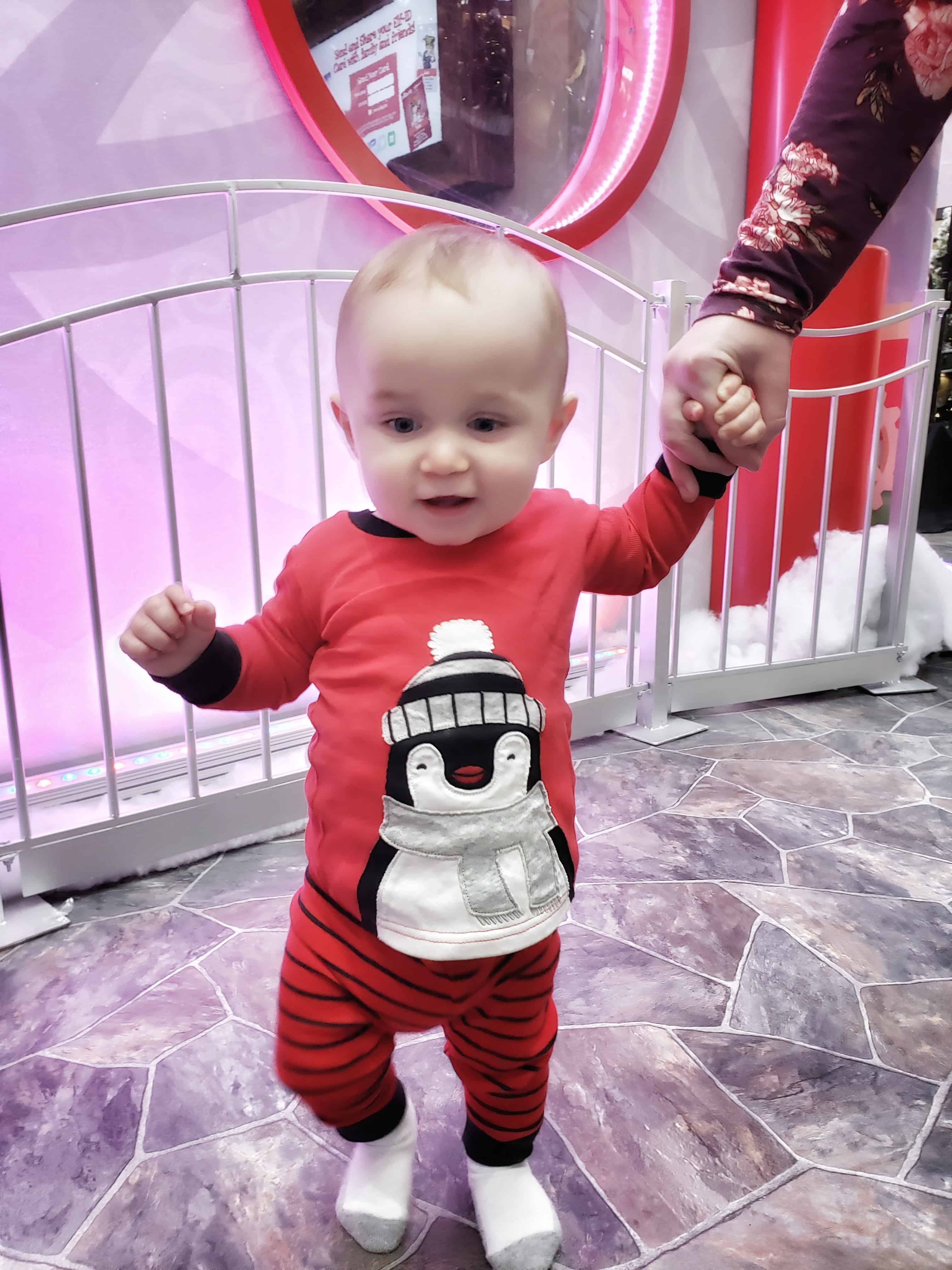 Santa HQ Is The Best Way To Experience Santa #Ad #SantaHQ #MyHGTVLife Santa HQ Is The Best Way To Experience Santa #Ad #SantaHQ #MyHGTVLife