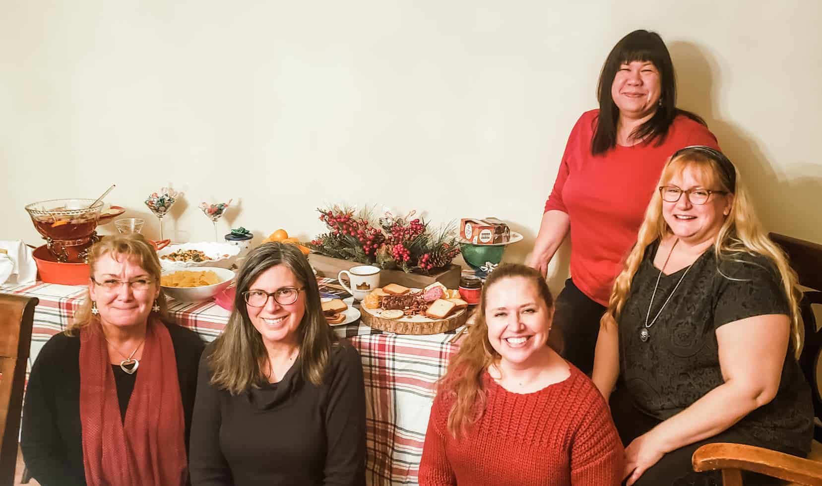 How To Throw A Hassle Free Downton Abbey Party #DowntonAbbeyAtWalmart How To Throw A Hassle Free Downton Abbey Party #DowntonAbbeyAtWalmart