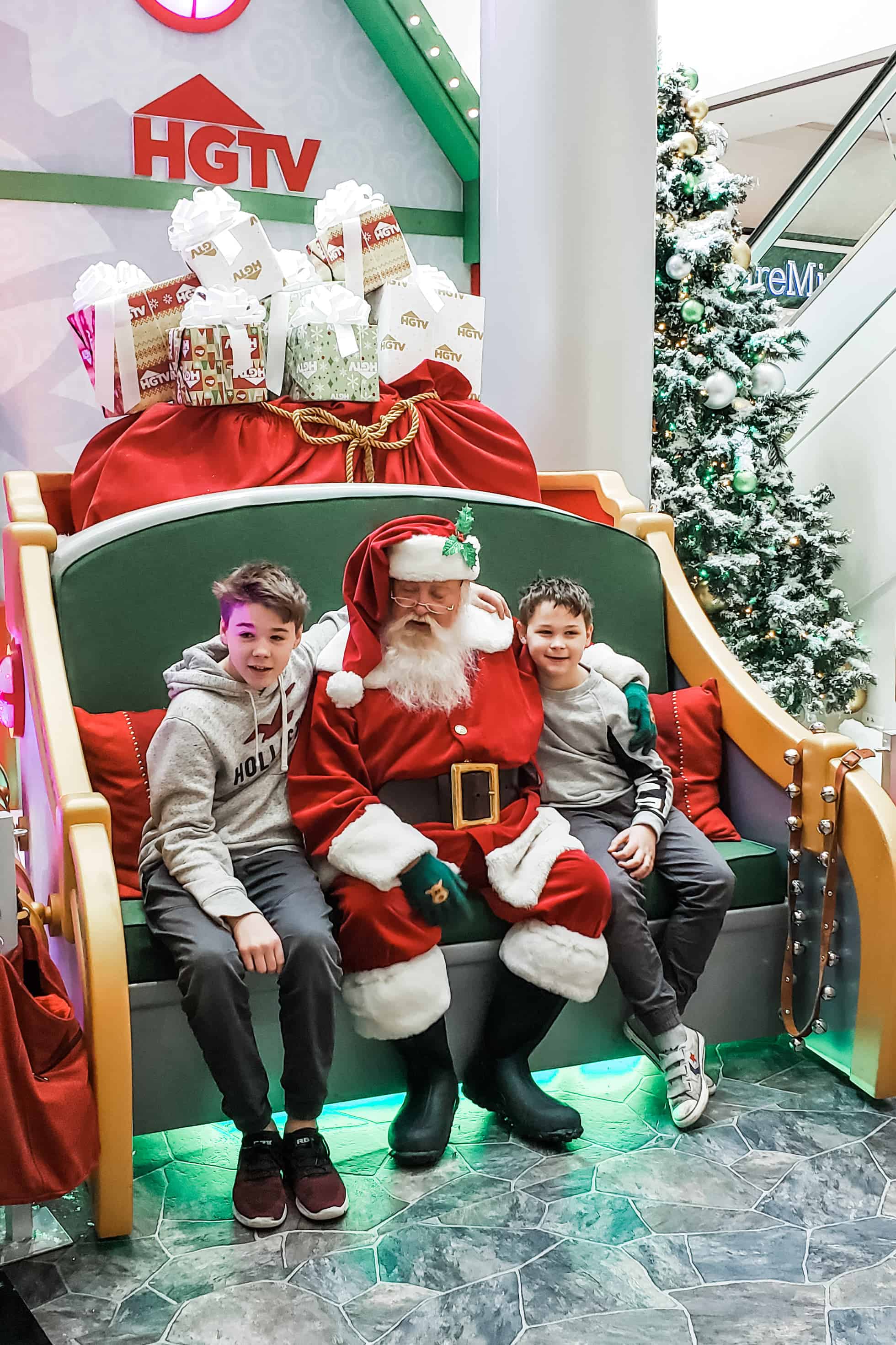 Santa HQ Is The Most Magical Santa Experience #SantaHQ Santa HQ Is The Most Magical Santa Experience #SantaHQ