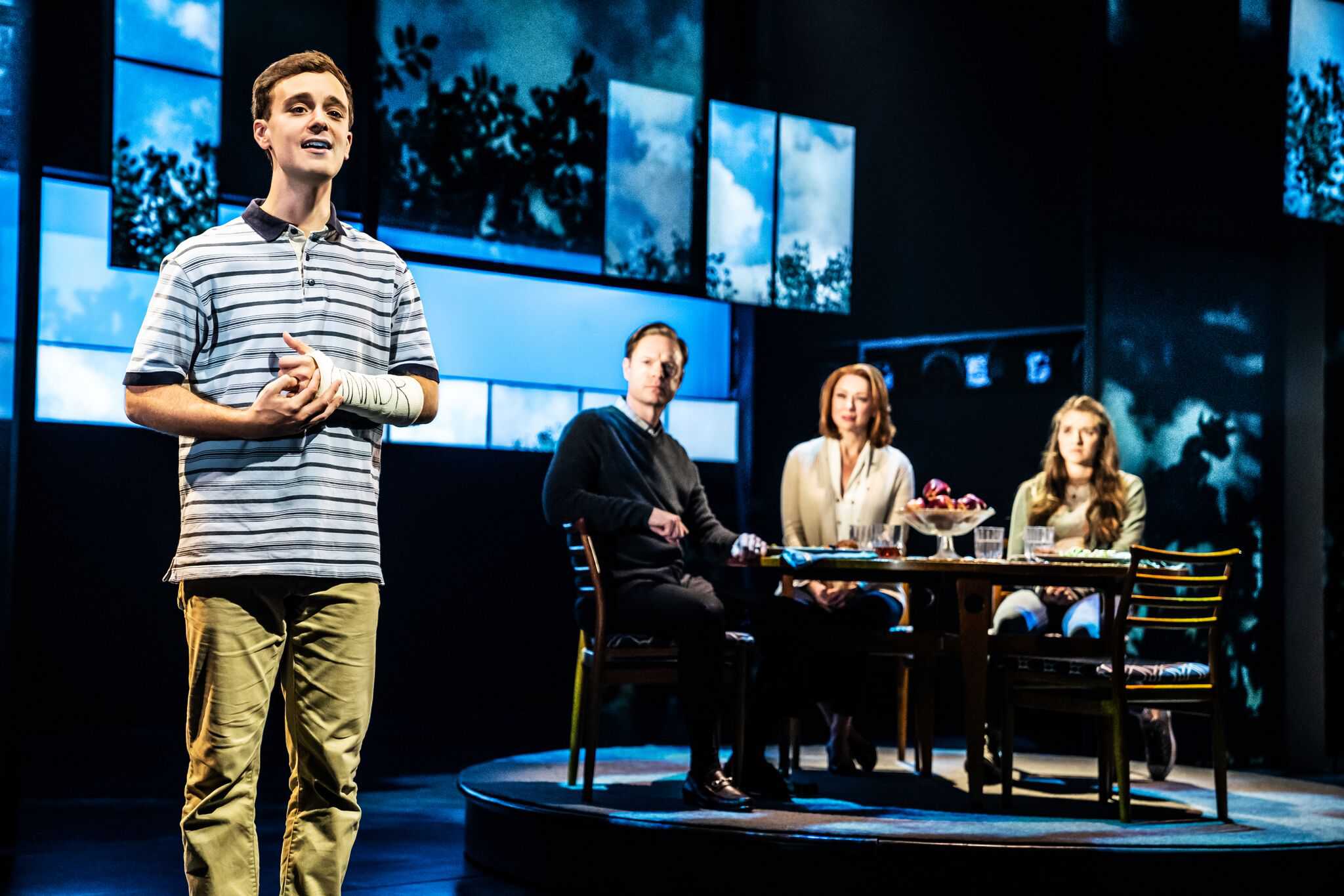 Dear Evan Hansen Review – Broadway In Portland Dear Evan Hansen review