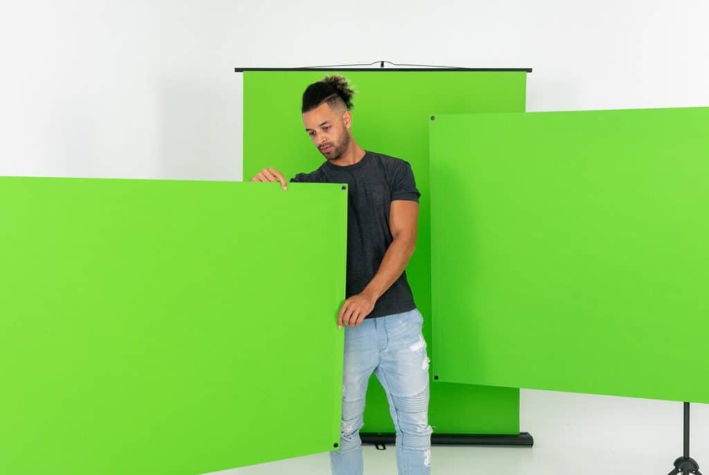 Holiday Gift Guide For The Tech Lover 2020 Holiday Gift Guide For The Tech Lover 2020