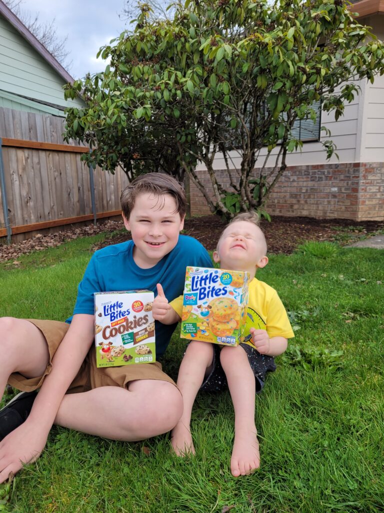 #LoveLittleBites #SnackyHour #LoveLittleBites #SnackyHour