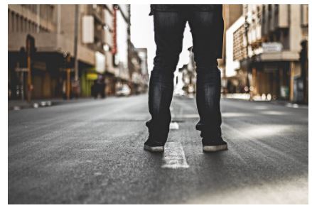 How Standing For Long Periods Of Time Affects Your Legs