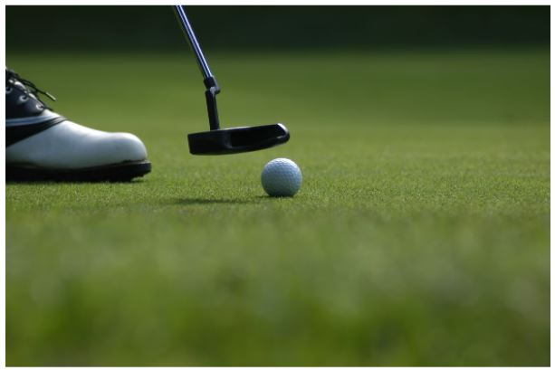 A List Of Great Gifts For Every Golfer On Your Shopping List