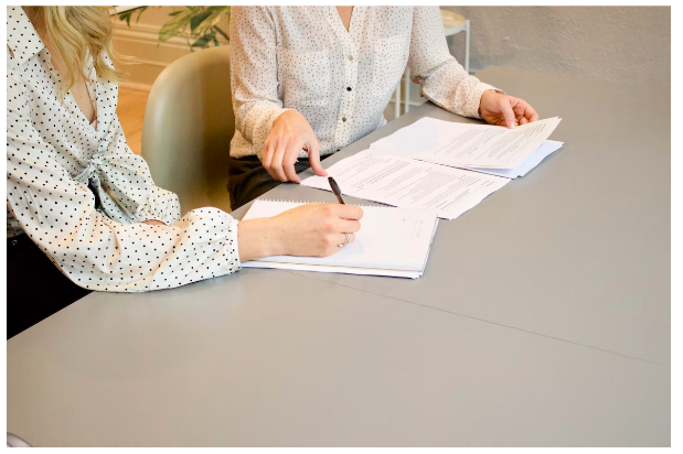 How To Hire The Right Lawyer For Any Cause