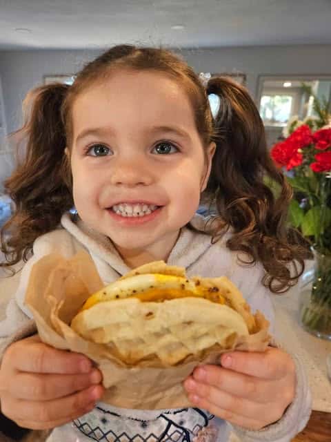 Easy School Morning Breakfasts with Eggo Waffles – Because Mornings Are Hard! Easy School Morning Breakfasts with Eggo Waffles – Because Mornings Are Hard!