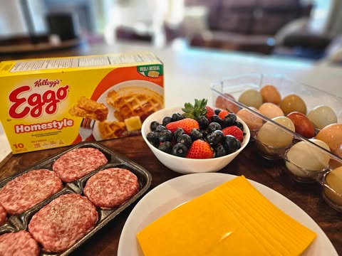 Easy School Morning Breakfasts with Eggo Waffles – Because Mornings Are Hard!