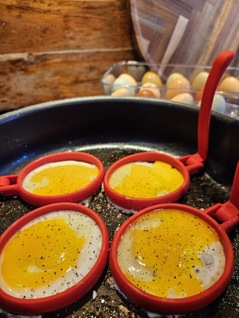 Easy School Morning Breakfasts with Eggo Waffles – Because Mornings Are Hard! Easy School Morning Breakfasts with Eggo Waffles – Because Mornings Are Hard!